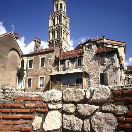 Diva With Free Private Parking Apartament Split