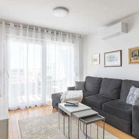 Apartment Diva With Free Private Parking *